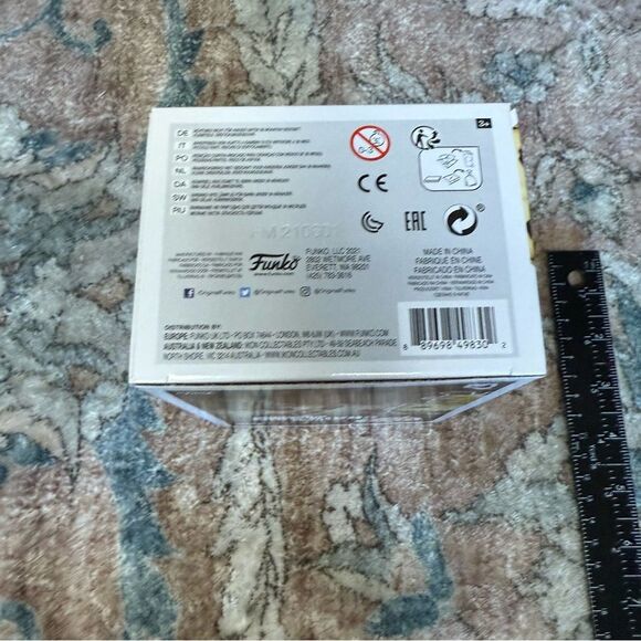 Funko Pop Movies Leatherface Figure with Brown and Yellow Accents - Picture 6 of 7